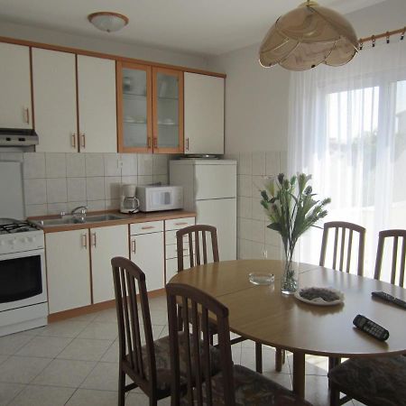 Ivic Apartments Vodice Croatia Eksteriør billede