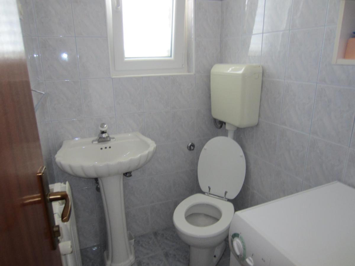 Ivic Apartments Vodice Croatia Eksteriør billede