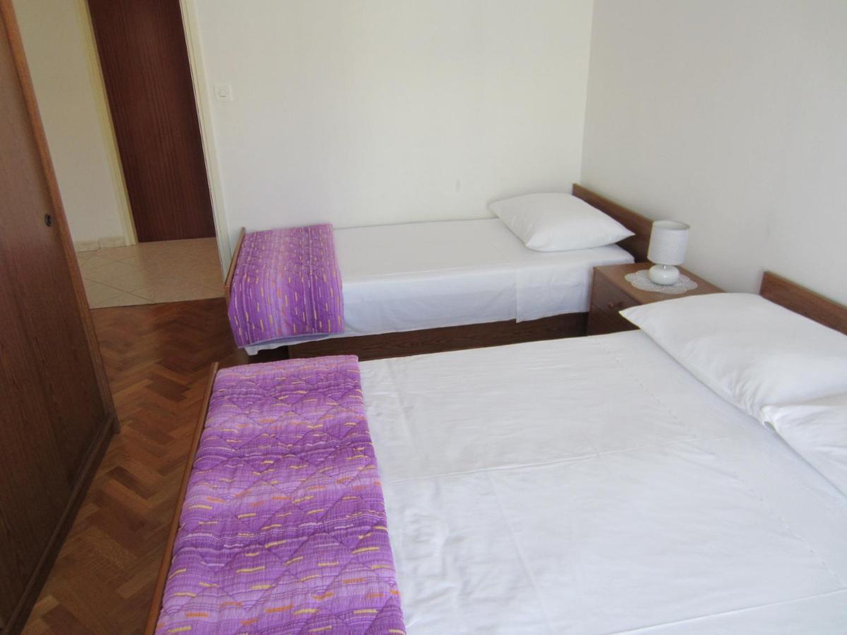 Ivic Apartments Vodice Croatia Eksteriør billede