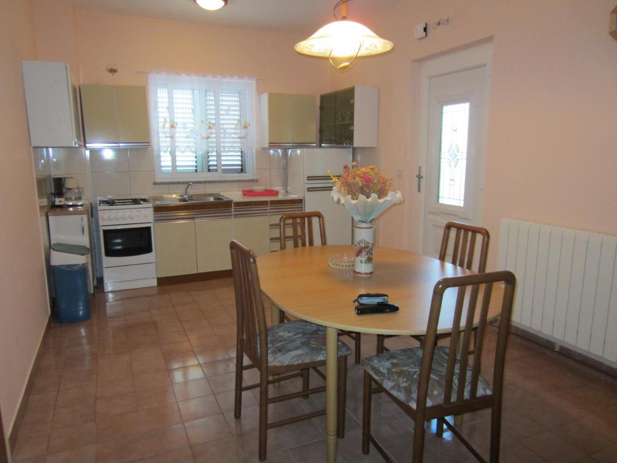 Ivic Apartments Vodice Croatia Eksteriør billede